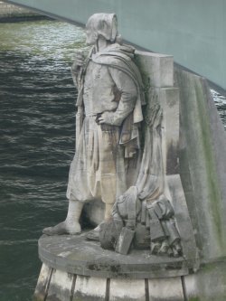 image-12 Statue of a Zouave on Pont d'Alma.